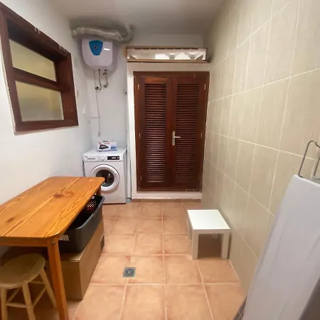 Modern Duplex Near Swimming Pool Feriehus