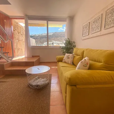 Feriehus Modern Duplex Near Swimming Pool