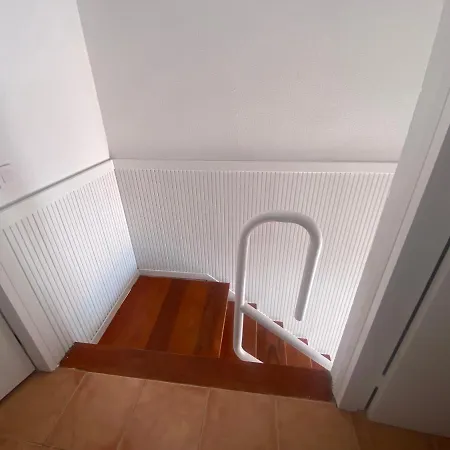 Modern Duplex Near Swimming Pool Feriehus *