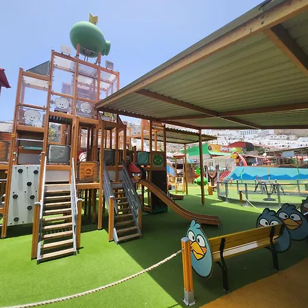 Modern Duplex Near Swimming Pool *